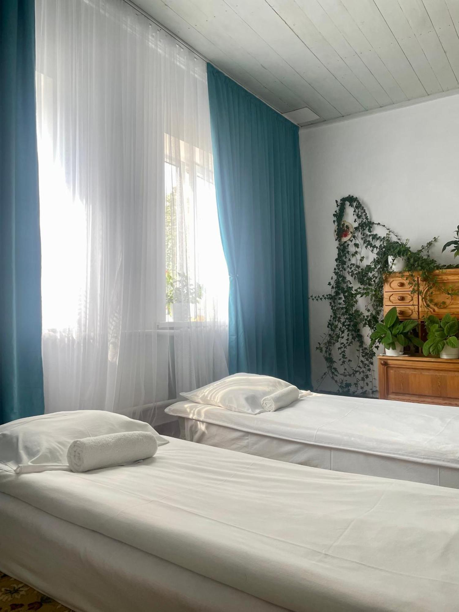 Gulnara Guest House Balykchy Екстер'єр фото